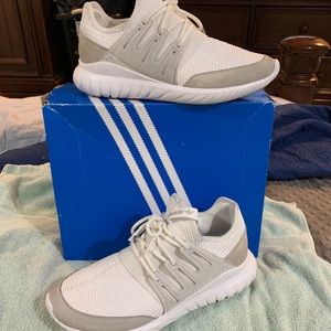 Adidas Tubular Radial